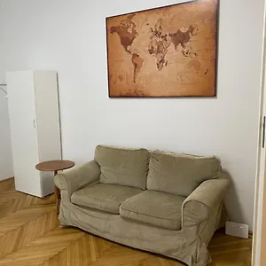 Mq , Viena Austria